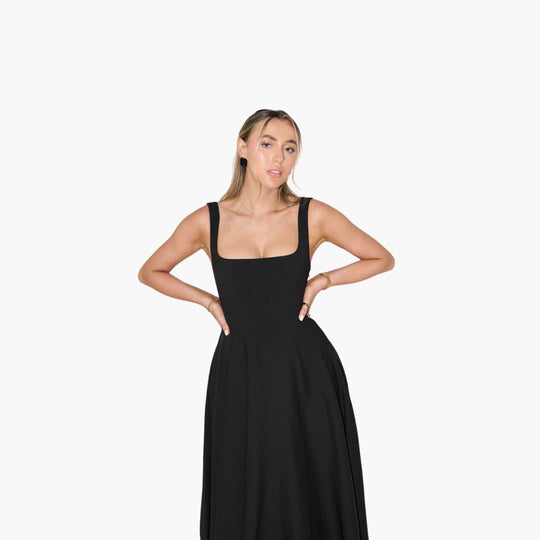 Women’s sleeveless floral summer dress with V-neck and ruffles