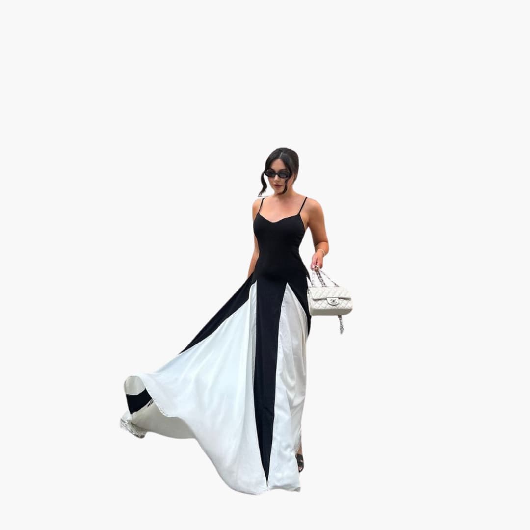 Women’s sleeveless maxi dress with scoop neck and zip fastening