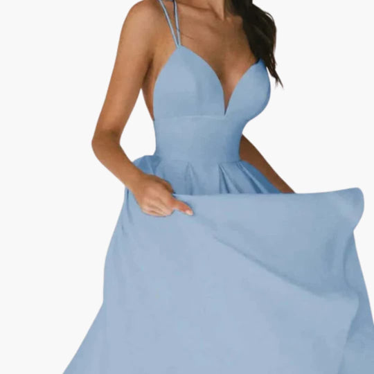 Women’s sleeveless V-neck dress with backless summer design