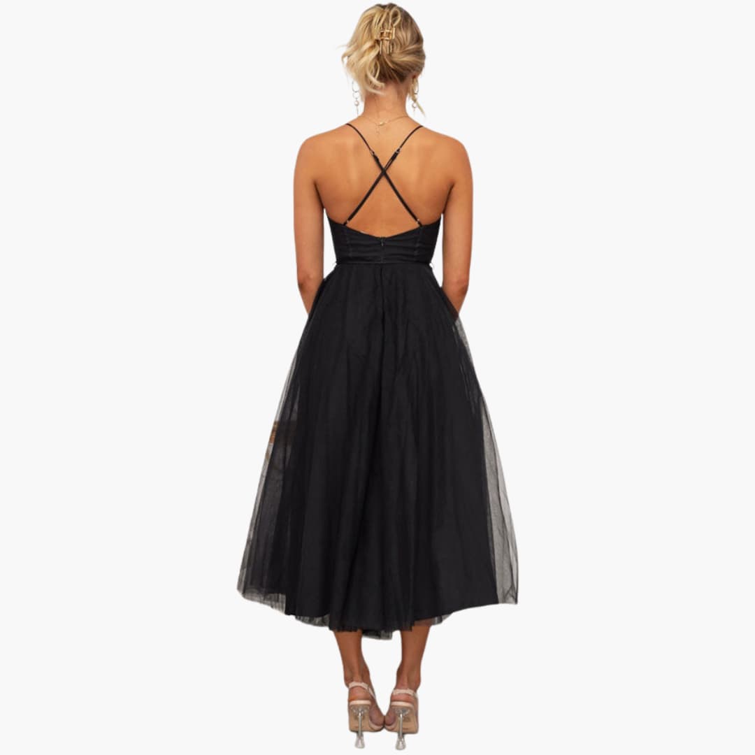 Women’s tulle maxi dress with spaghetti straps and ruched bust