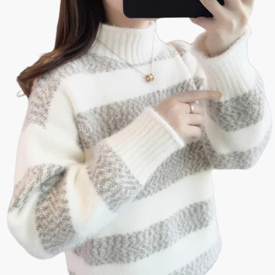 Macy | Cosy and Elegant Sweater - Made by Jessica