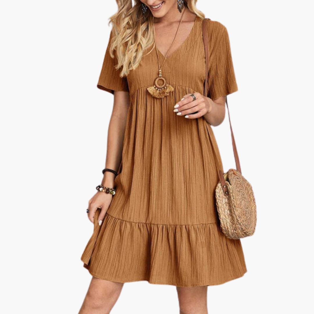 Women’s short sleeve summer dress with ruffled hemline