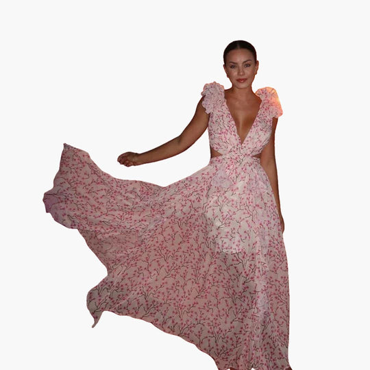 Women’s summer maxi dress with V-neck and open back design