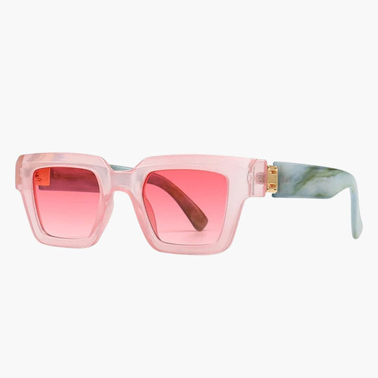 Women’s square sunglasses with gradient lenses and UV400 protection