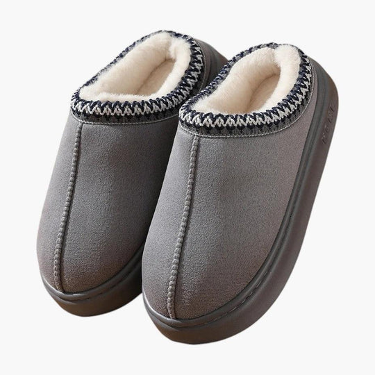Sheepskin Slippers – Women's Cozy Indoor Winter Footwear